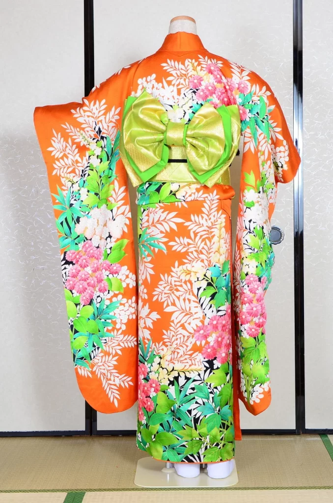 Furisode Kimono FK1-237 Dress Form