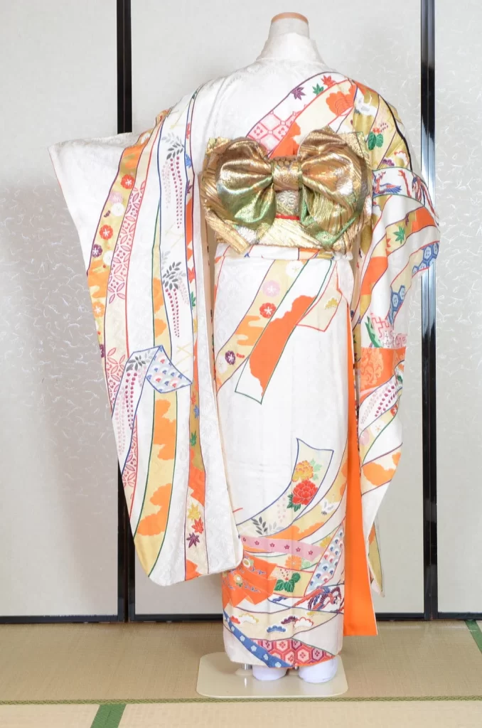 Furisode Kimono FK1-726 Dress Form