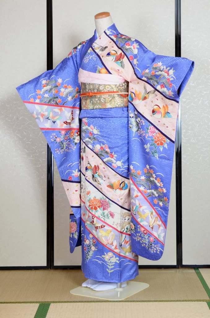 Furisode Kimono FK1-730 Dress Form
