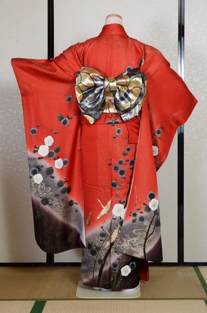 Furisode Kimono FK2-245 Dress Form