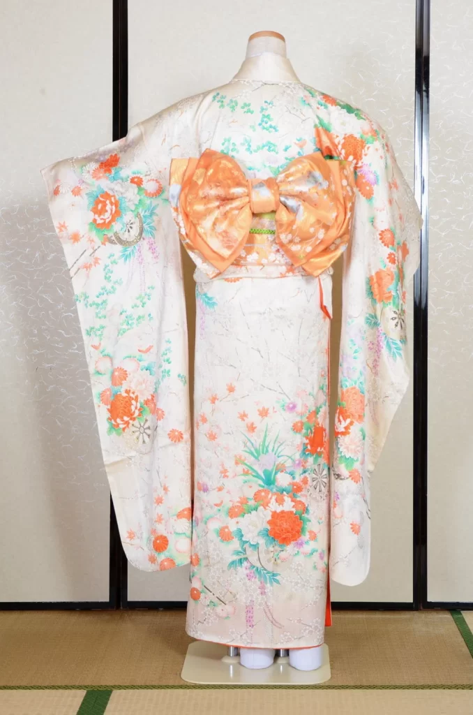 Furisode Kimono FK2-280 Dress Form