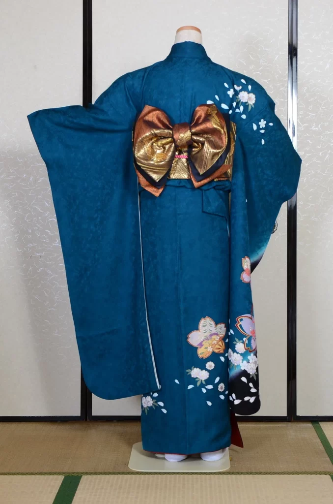 Furisode Kimono FK2-316 Dress Form