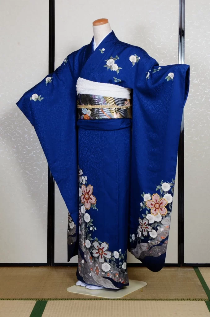 Furisode Kimono FK2-319 Dress Form