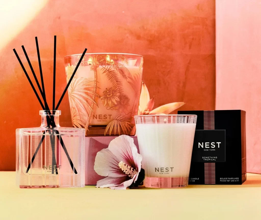 Nest New York Something Tropical Decorative 3-Wick Candle Packaging