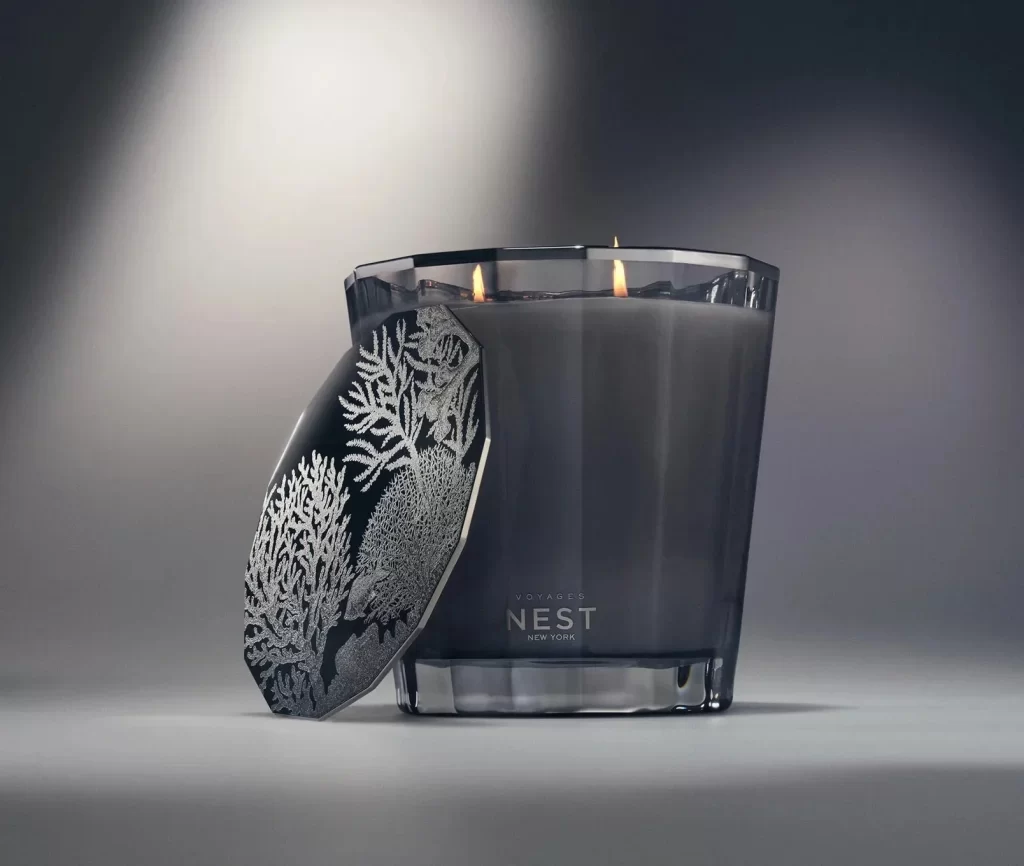 Nest New York VOYAGES Cerulean Coast 2-Wick (600g) Candle Packaging