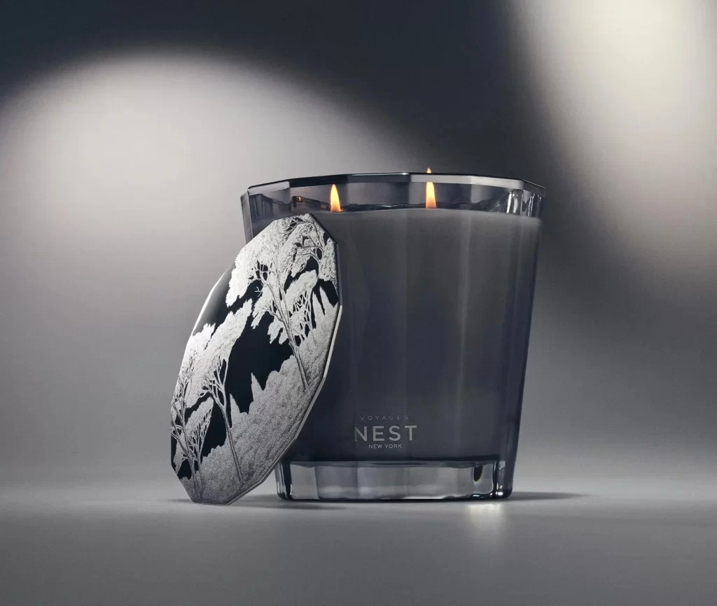 Nest New York VOYAGES Oud Mystique 2-Wick (600g) Candle Packaging