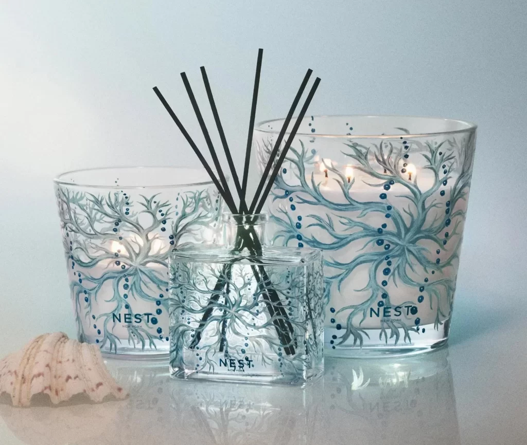 Nest New York Ocean Mist Sea Salt Decorative 3-Wick Candle Packaging