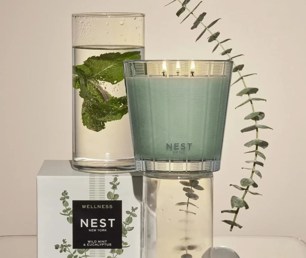 Nest New York Wild Mint Eucalyptus 3-Wick Candle Packaging
