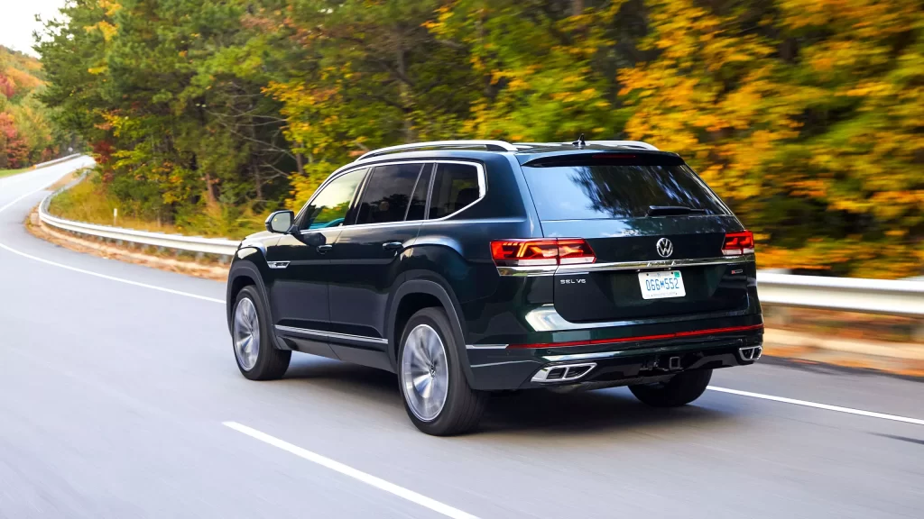 Volkswagen VW Atlas Driving Scene Car Photography