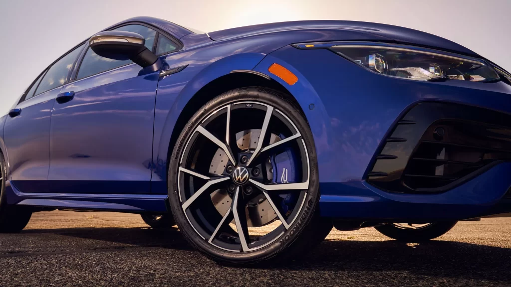 Volkswagen VW Golf R Car Photography