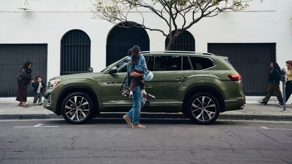 Volkswagen VW Atlas Car Photography