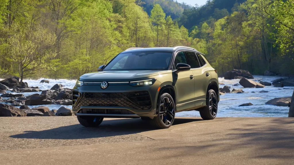 Volkswagen VW Tiguan Car Photography