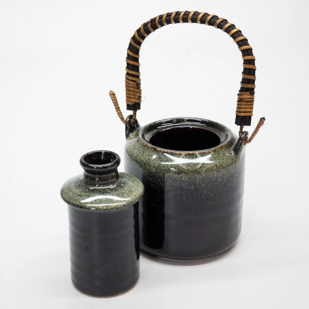Tenmoku-nagashi Hand-held Sake Chiller (Cold Sake) with Gift Box
