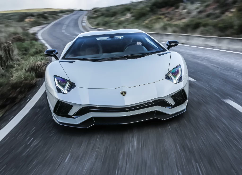 Lamborghini Aventador S Front Three Quarter
