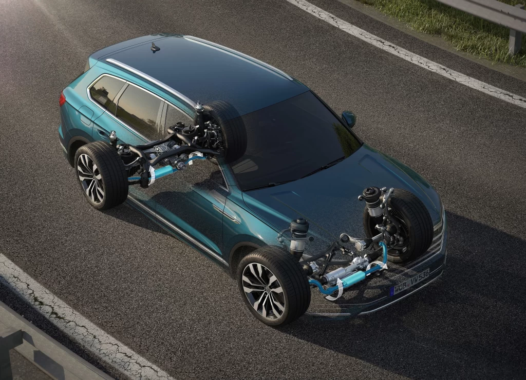 Volkswagen Touareg High Angle View